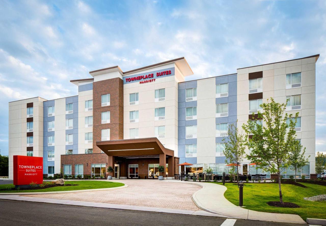 Towneplace Suites By Marriott Greensboro Coliseum Area Eksteriør bilde